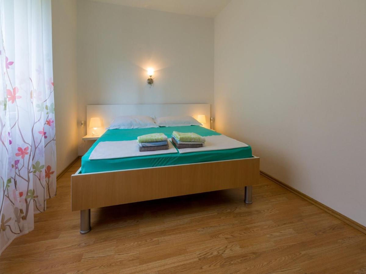 Apartment Mia Цриквениця Екстер'єр фото