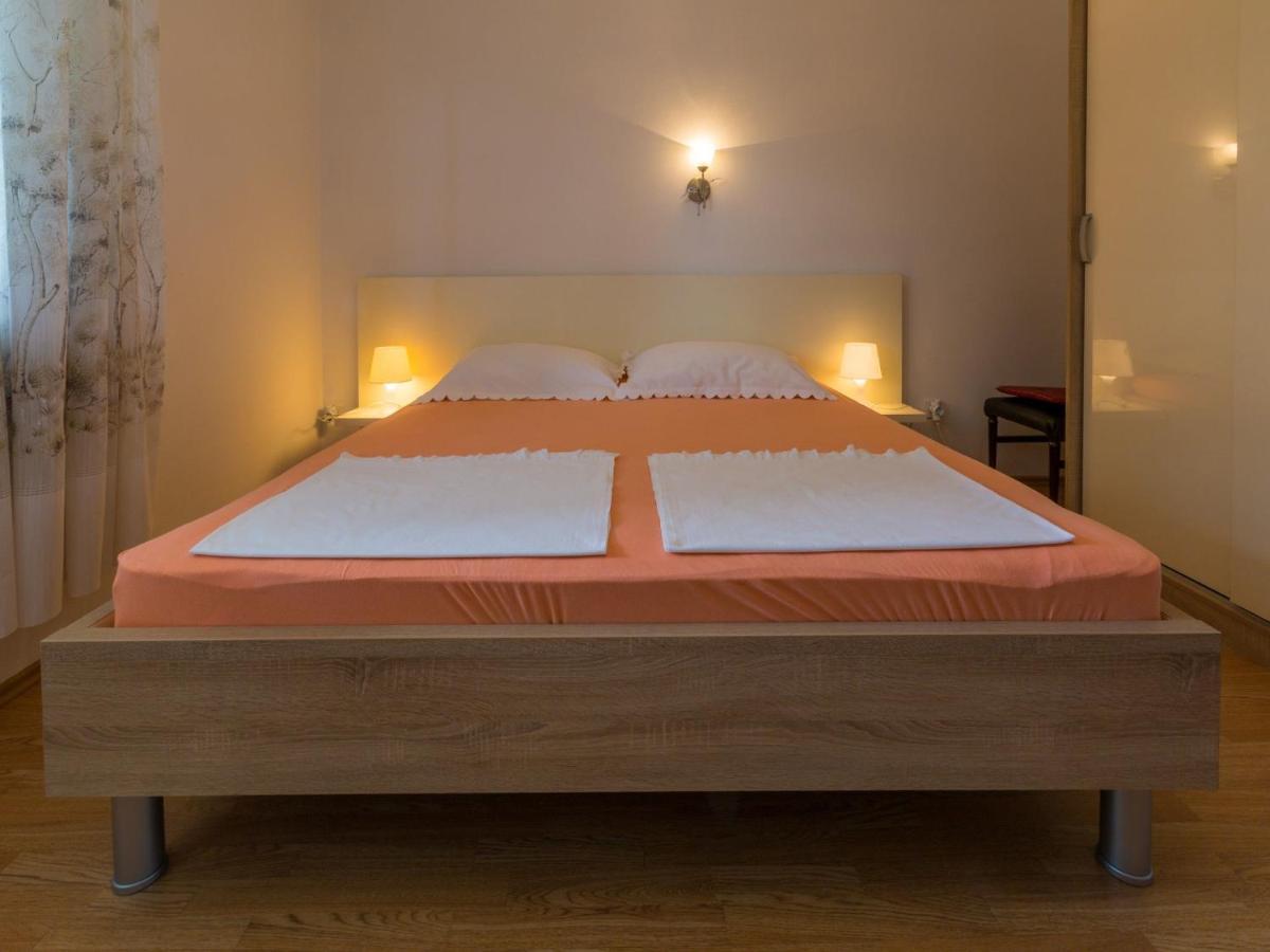 Apartment Mia Цриквениця Екстер'єр фото